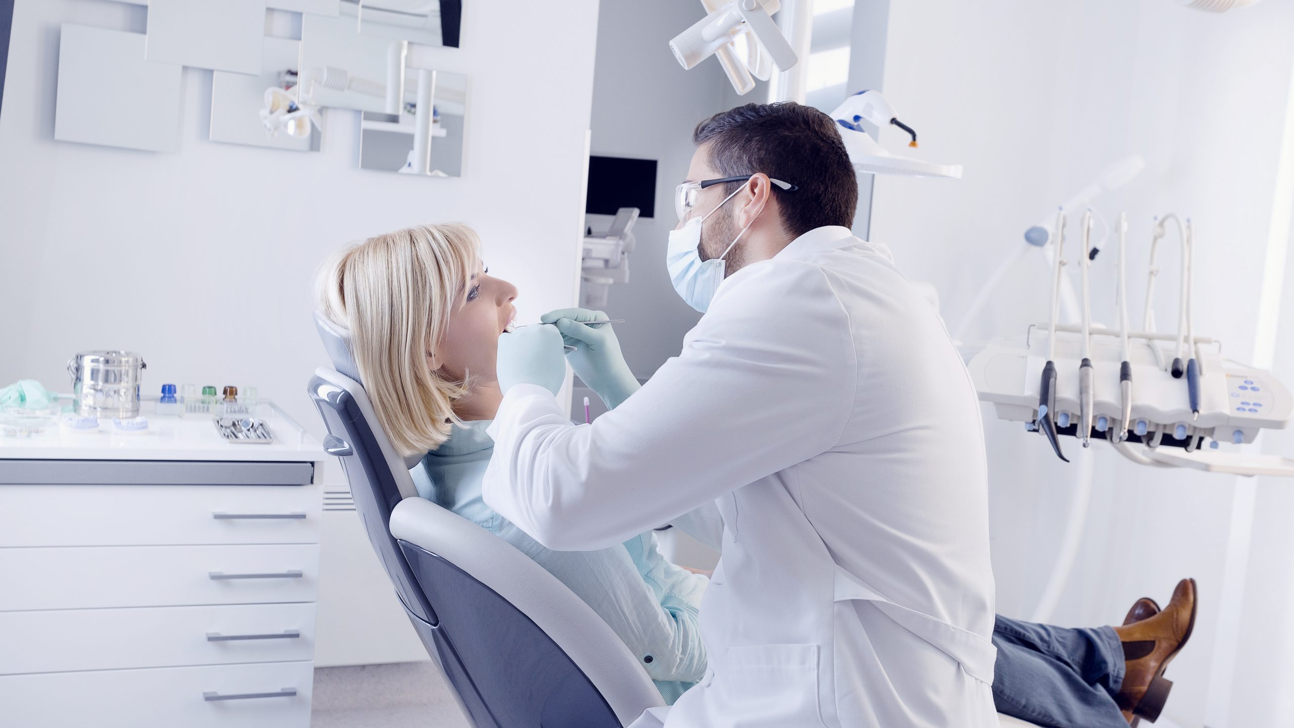 Dentist in Livonia, MI